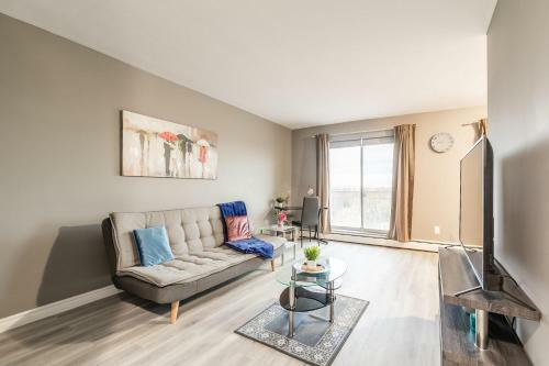 Cozy 1br Apartment With King Bed - Near Downtown