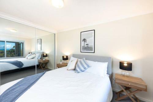 Blissful Retreat With Panoramic Views Of One Mile