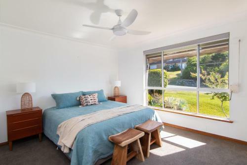 4 Seaview St