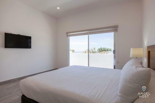 Oceanview Roofdeck And 2 Pools Gym Theater Onsite