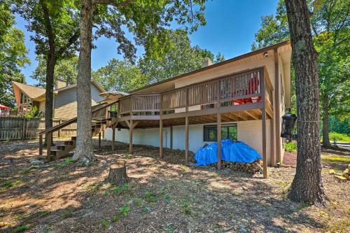 Lakefront Paradise With Fire Pit And Boat Slip!