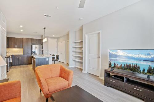 Stay Gia Modern 2 Br Apartment With Swimming Pool