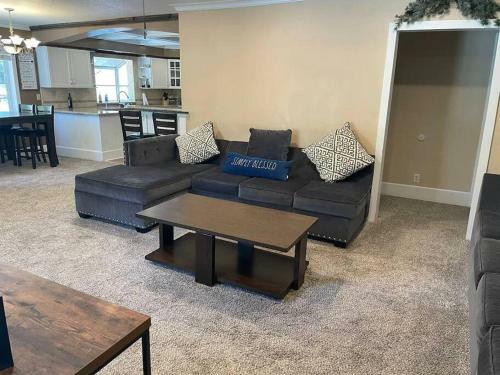 Fox Farm Villa In Highly Desired Location 3 Bedrooms 2 Bath + Back Yard