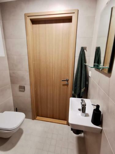New Studio Apartment, City Centre, Parking