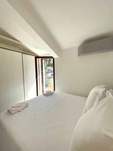 @hvar Island Seaside Villa (1st Row At Seaside)
