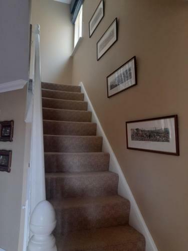 112 Roseberry Hill