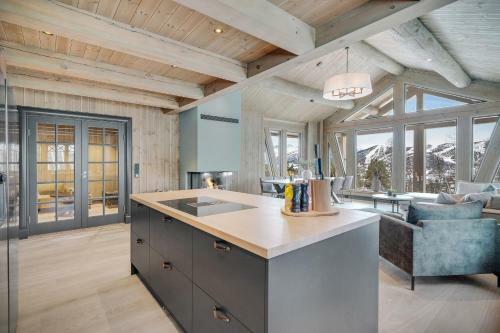 New Luxuary Cabin With Perfect Location On Geilo.