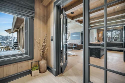 New Luxuary Cabin With Perfect Location On Geilo.