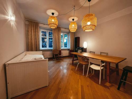 Klasyczny Apartament W Sercu Bytomia