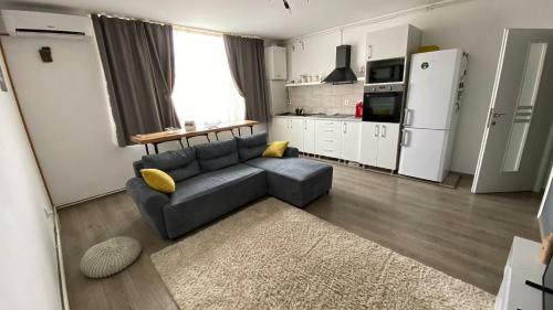Cosy, Modern Apartment In A Quiet Neighbourhoor
