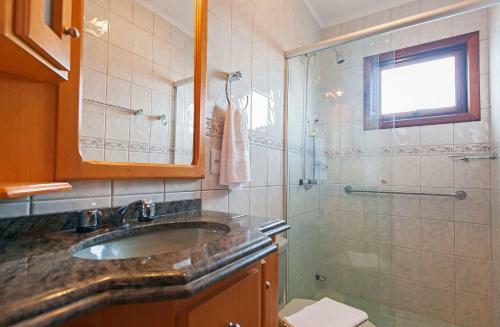 Apartamento Completo No Centro de Canela - Para 6 Pessoas