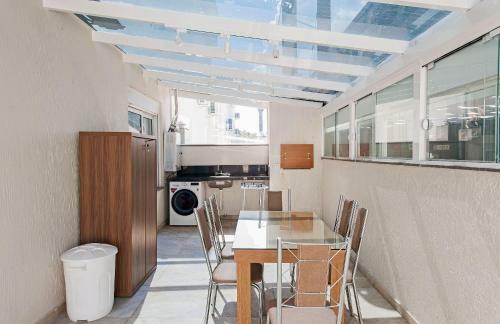 3 Quartos Em Canela - Decorado E Equipado Em Bairro Tranquilo