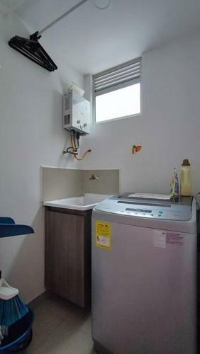 Precioso Apartamento Cerca A Laureles-estadio