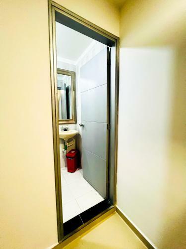 Hotel Kromatic Hostel