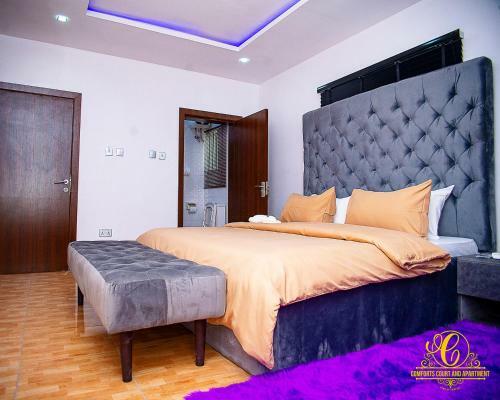 Comforts Court And Apartment