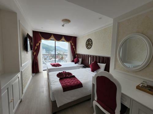 Dezon Hotel
