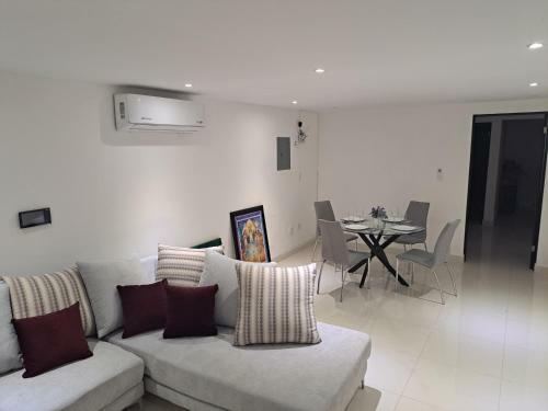 Apartamento Macro 1a