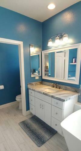 Spacious Family Resort 4 Bed/3 Bath-pool- Pets Ok