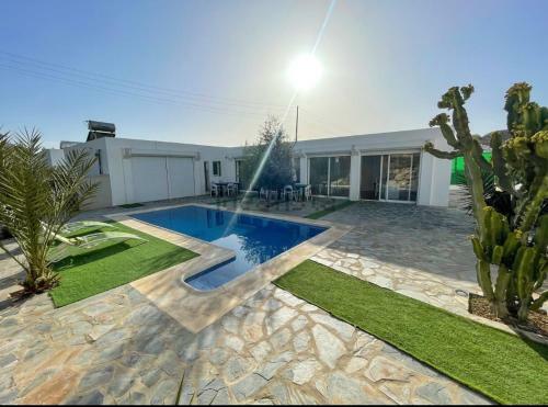 Pool Villa & Beach House