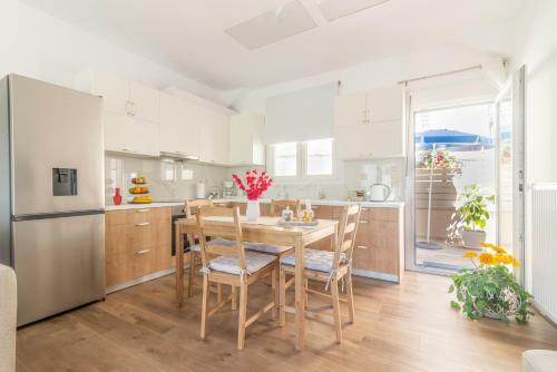 Apartamento Comfy House For Families & Couples With Backyard