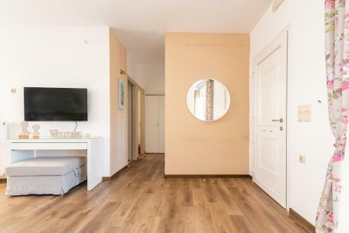 Apartamento Comfy House For Families & Couples With Backyard