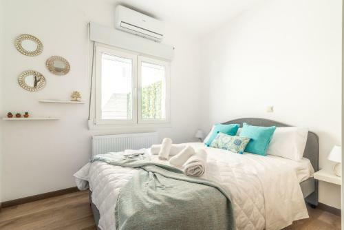 Apartamento Comfy House For Families & Couples With Backyard