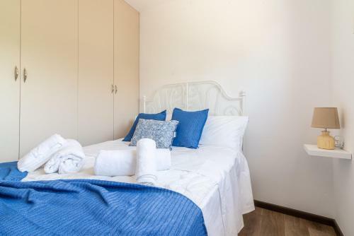 Apartamento Comfy House For Families & Couples With Backyard