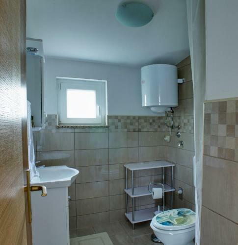 New&charming Sea View M&m Apartment In Pag