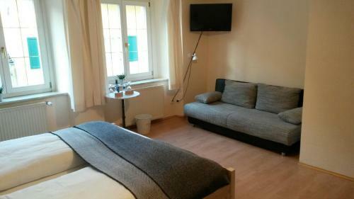 Hostal Gasthof Gr�ner Baum