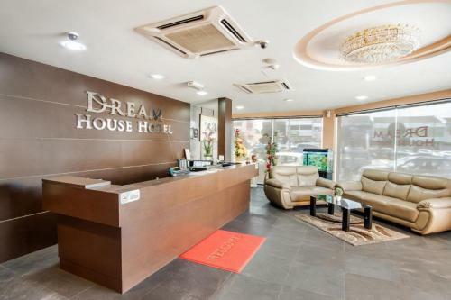 Dream House Hotel