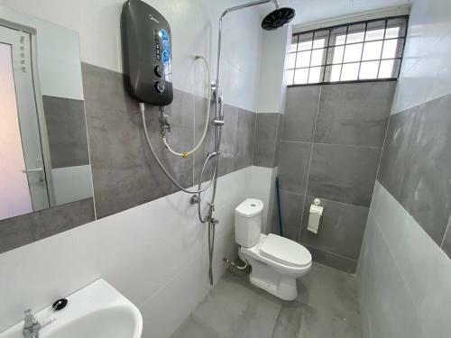 Apartamento Homestay Ria Shah Alam/subang