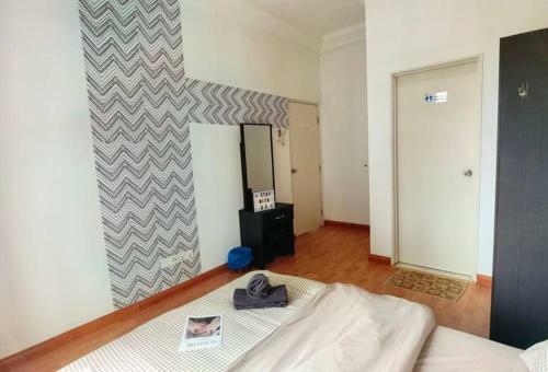 Apartamento B1606 Platino Paradigmmall Netflix Poolviewstay