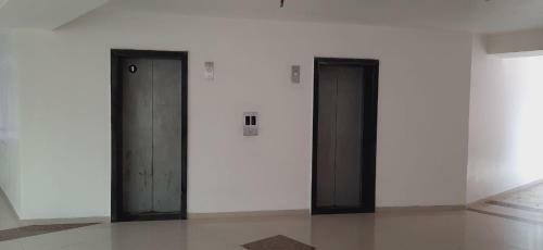 16th Floor 3bhk Fully Furnished Service Apartment