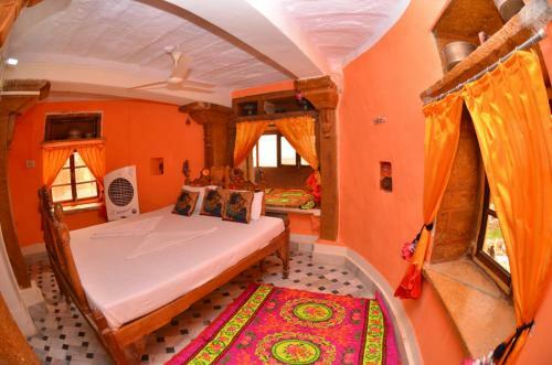 Hotel Deepak Rest House