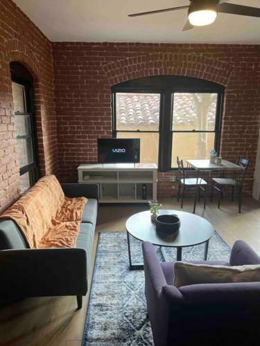 Apartamento Lux Brown Stone 1bd1br - West Hollywood/parking
