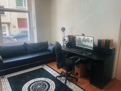 Apartamento 2 Zimmer Wohnung Ideal F�r Singles Und Partner !!!