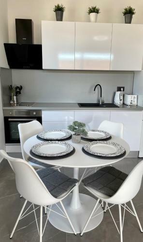 Luxi-si Romantic Apartment