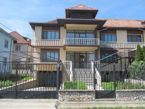 Villa Vila Lucian