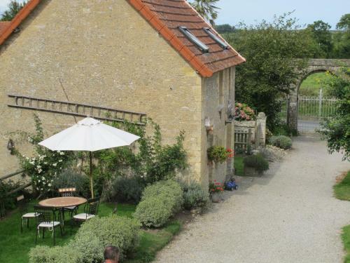 Chateau Le Colombier