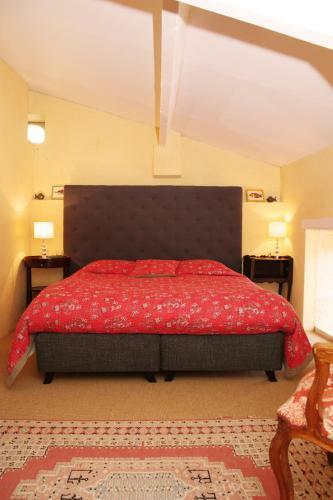Bed & Breakfast Chateau De Castelneau
