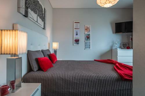Moradia T3 Geminada Em Santo Ant�nio, Funchal