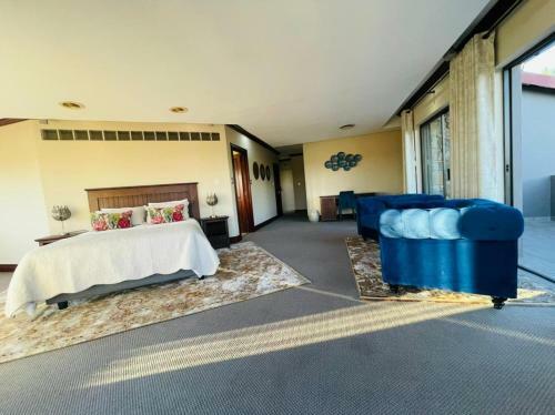 Lodge 150 Jacaranda Guesthouse