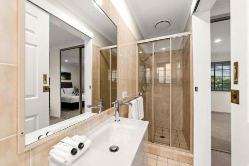 Weyba - 255 Paradise Awaits With Beaches, Shopping And Dining