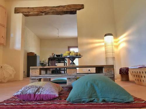 Artist House For Individualists - Eco-house
