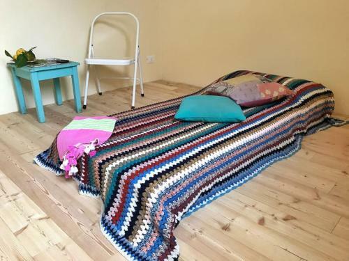 Artist House For Individualists - Eco-house