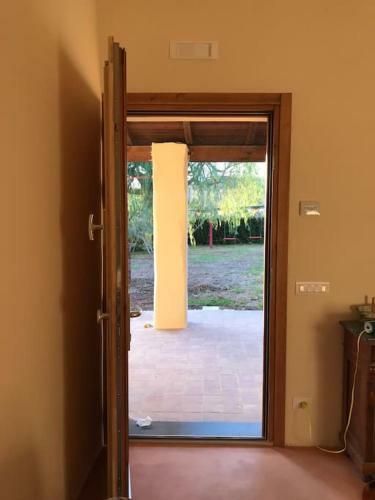 Artist House For Individualists - Eco-house