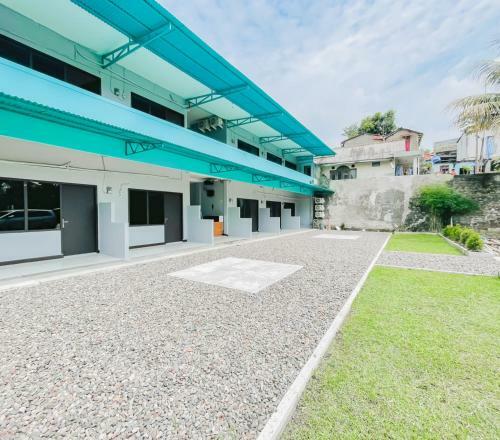 Urbanview Hotel Sagara Gardenview Bogor