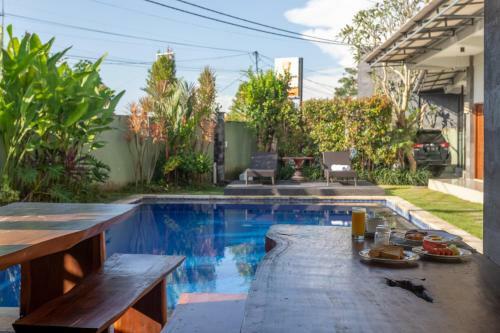 Hostal Cempaka Mas Guest House Canggu