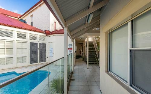 Smugglers Resort-style Apartment No 11