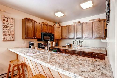 Apartamento 1 Bedroom Condo In Keystone - West Keystone